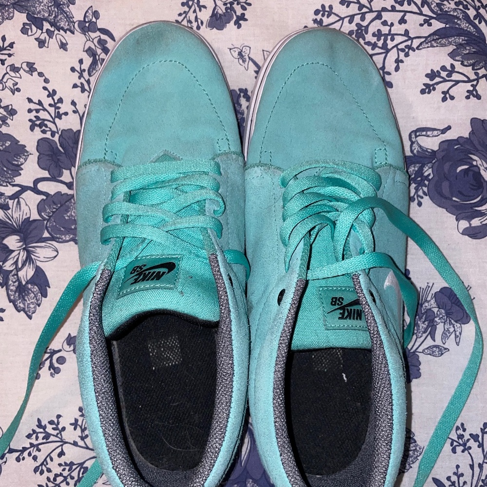 Nike SB Satire Suede Trainers 599081-310 Turquoise/White UK8/US9/EU42.5 Shoes